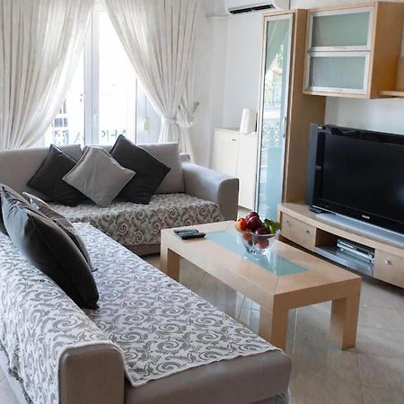 2 Bedroom Holiday Flat, Renovated, In The Centre Asprovalta Exterior photo